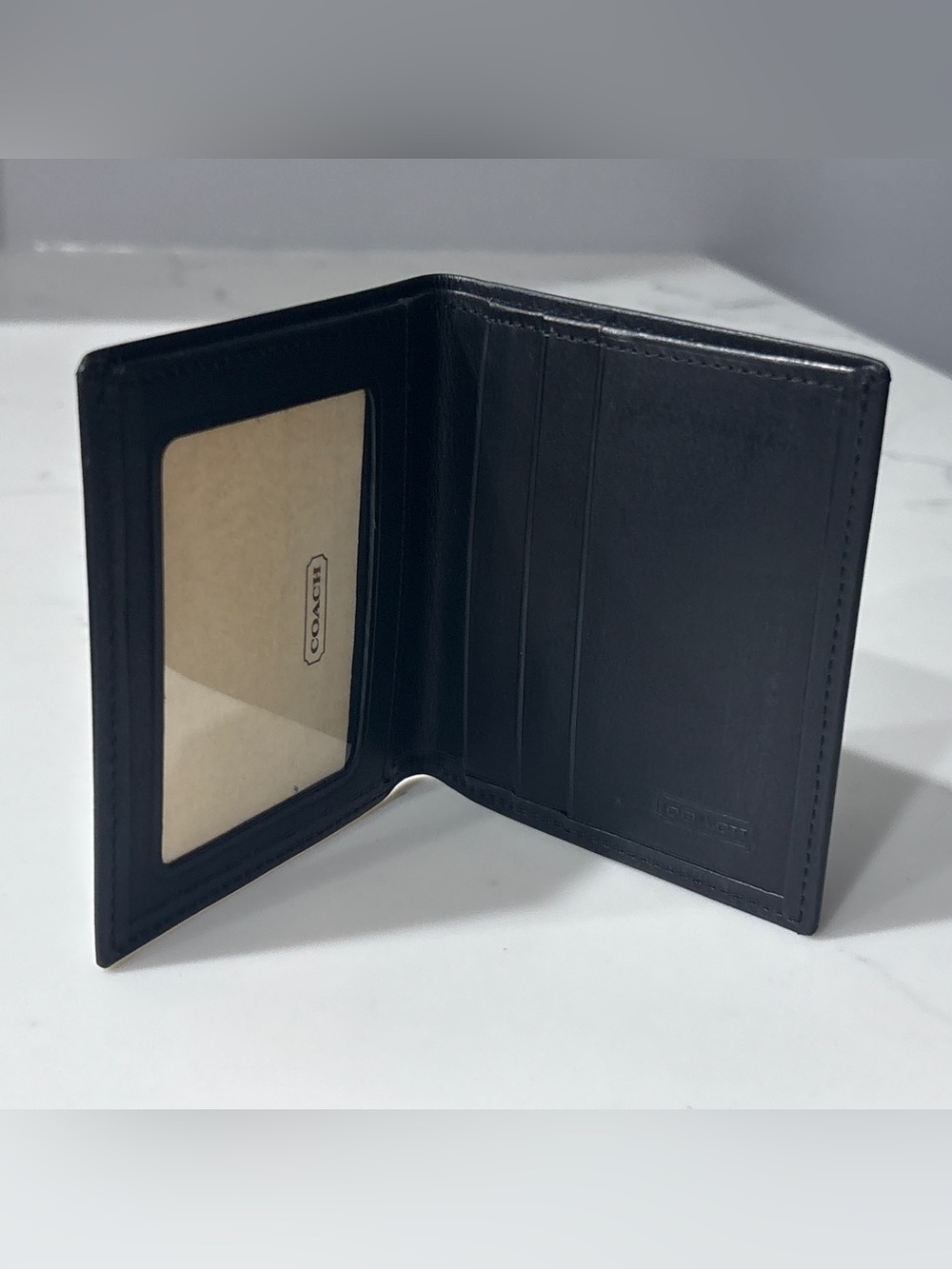 COACH Black Leather Bifold Passcase Wallet ID Window Card Case Minimalist